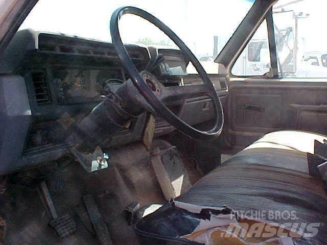 Ford F800 Forsvar/Miljø