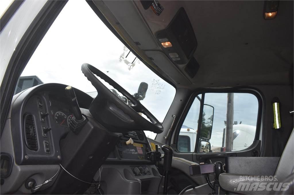 Freightliner 108SD Forsvar/Miljø