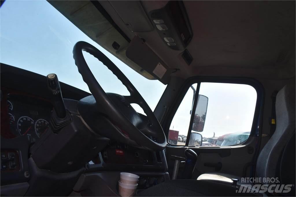 Freightliner 114SD Lastbiler med tip
