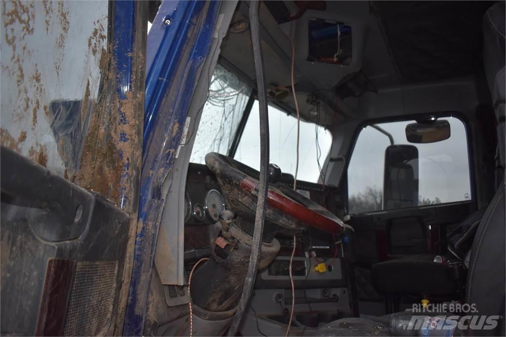 Freightliner 122SD Lastbiler med tip