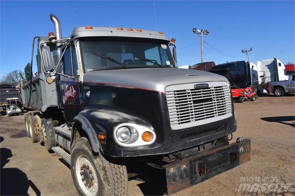 Freightliner FLC112 Lastbiler med tip