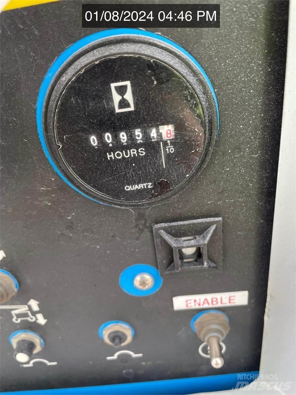 Genie Z40/23N RJ Bomlifte med knækarm