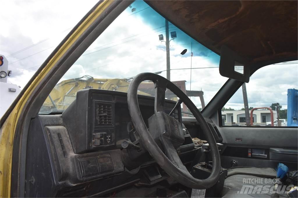 GMC TOPKICK C6500 Lastbiler med tip
