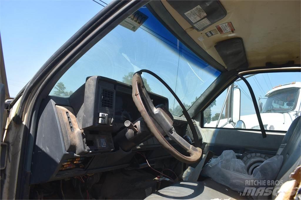 GMC TOPKICK C7500 Lastbiler med tip