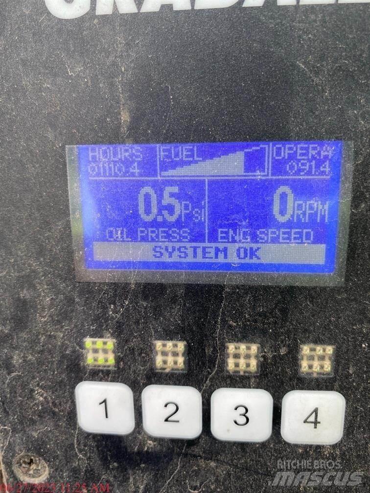 Gradall XL3300 V Gravemaskiner på hjul