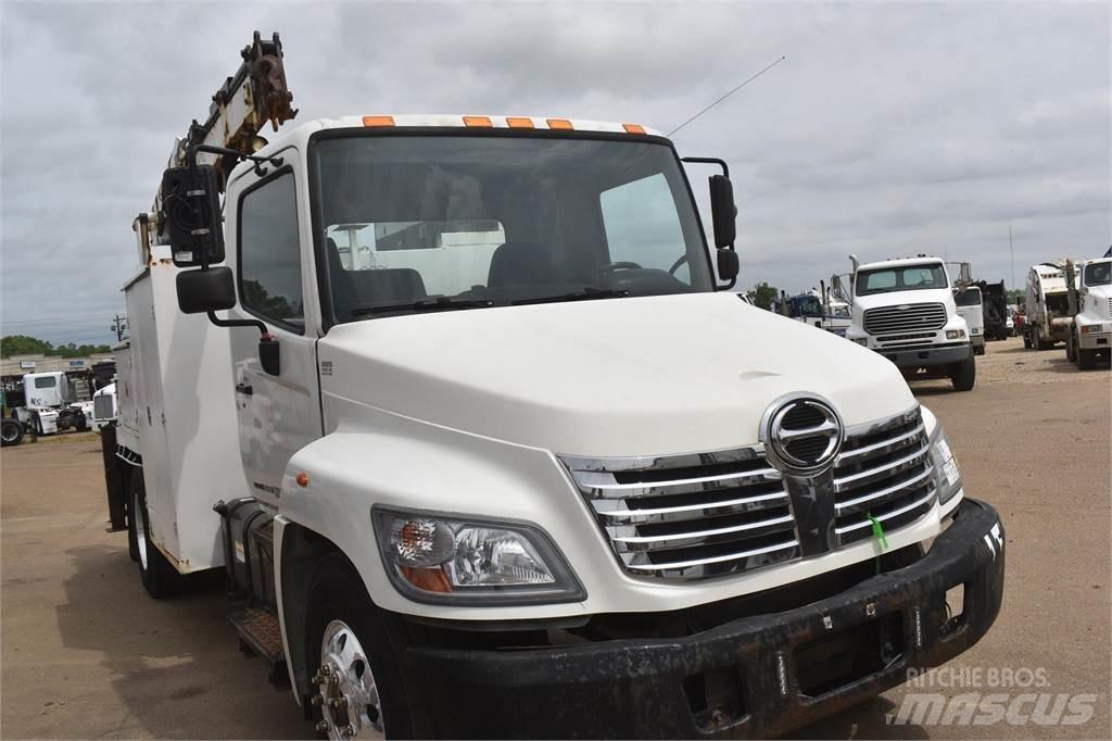 Hino 338 Forsvar/Miljø