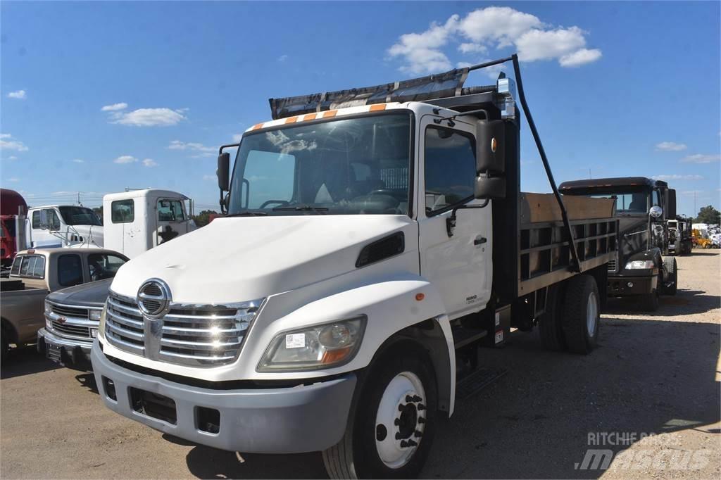 Hino 338 Lastbiler med tip