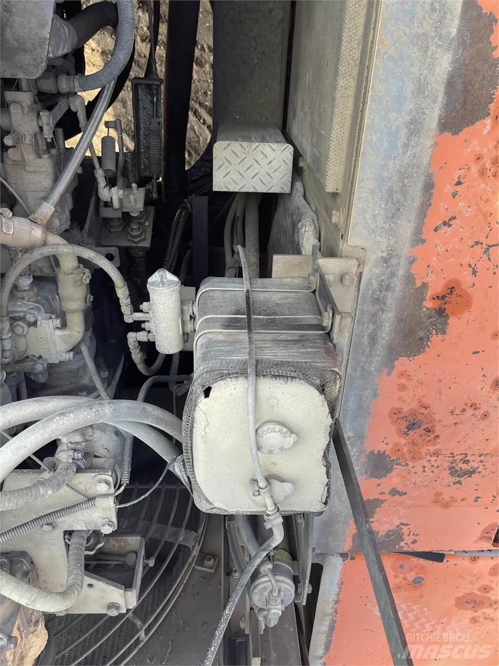 Hitachi EX700 Gravemaskiner på larvebånd