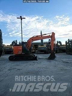 Hitachi ZX135US-6 Gravemaskiner på larvebånd