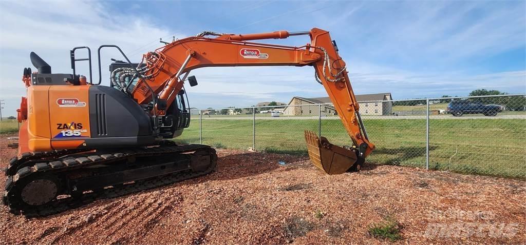 Hitachi ZX135US-6 Gravemaskiner på larvebånd