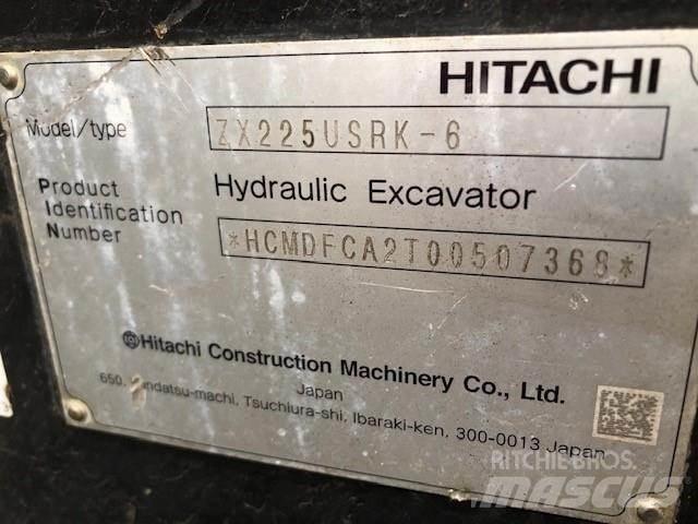 Hitachi ZX225USRK-6 Gravemaskiner på larvebånd