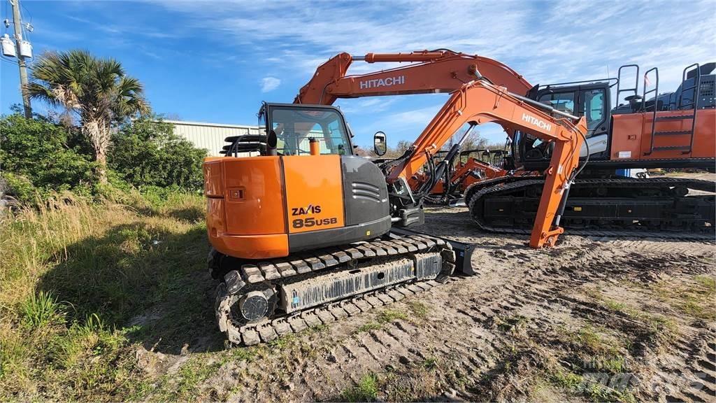 Hitachi ZX85USB-6 Gravemaskiner på larvebånd