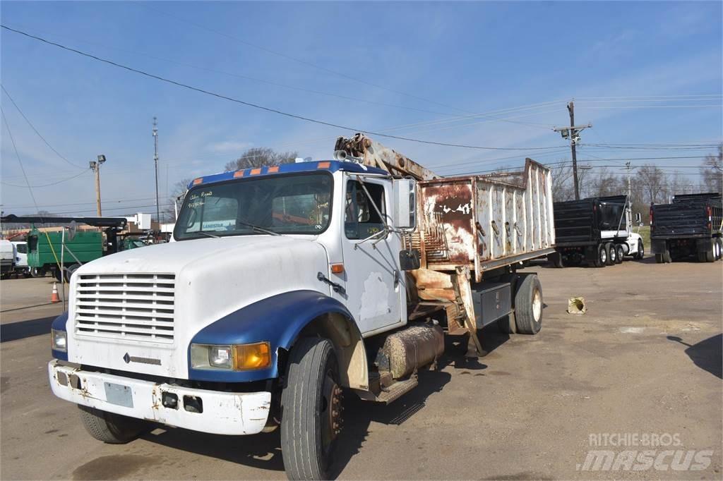 International 4900 Lastbil med kran