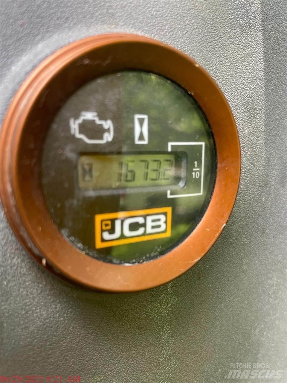 JCB 131X LC Gravemaskiner på larvebånd