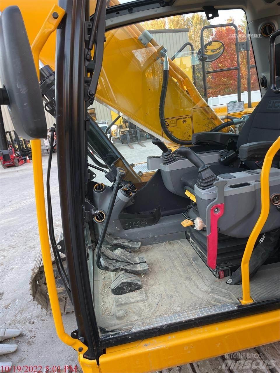 JCB 220X Gravemaskiner på larvebånd