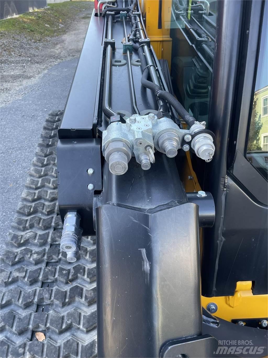 JCB 3TS-8T Minilæsser - skridstyret