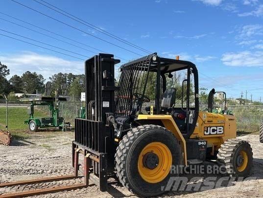 JCB 940 Terrængående gaffeltruck