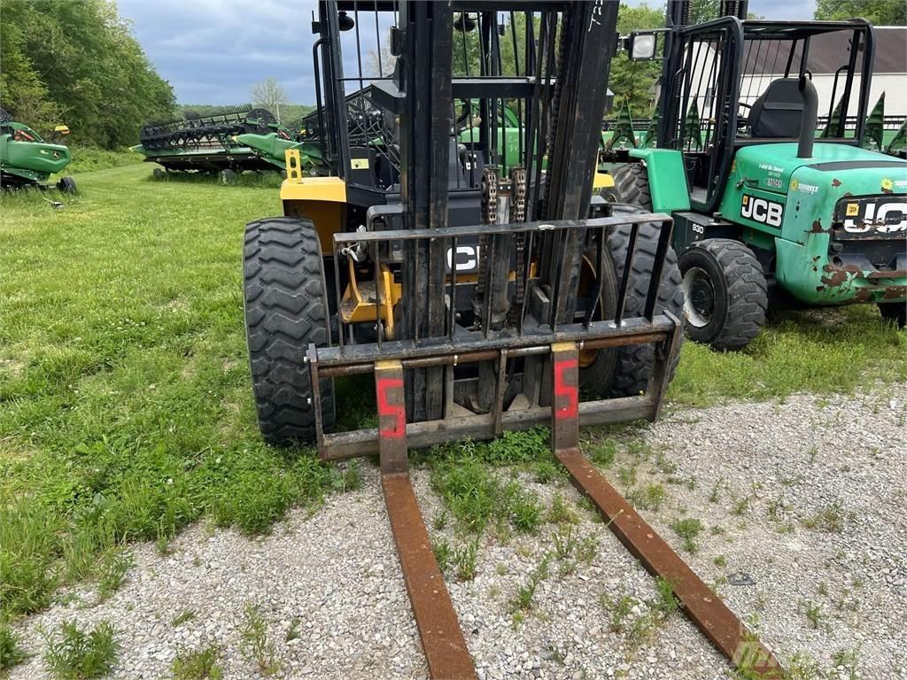 JCB 940 Terrængående gaffeltruck