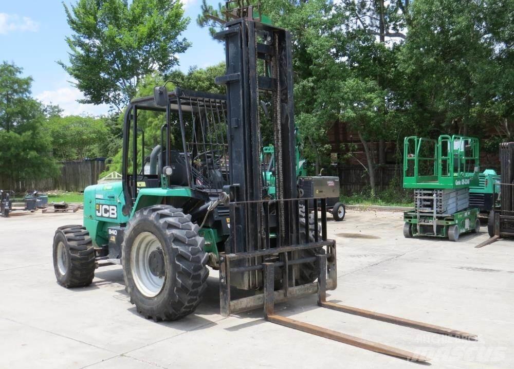 JCB 940 Terrængående gaffeltruck