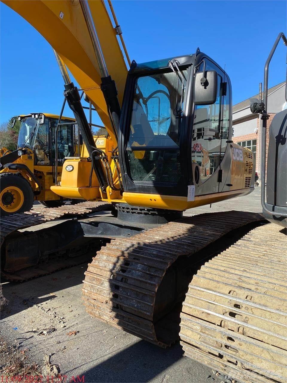 JCB JS220 Gravemaskiner på larvebånd