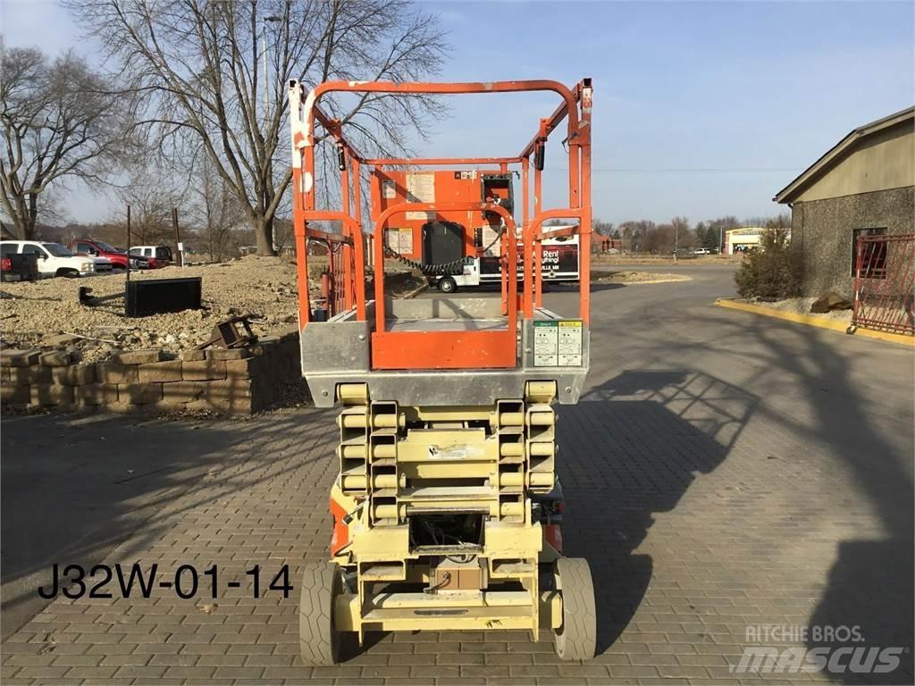 JLG 3246ES Saxlifte