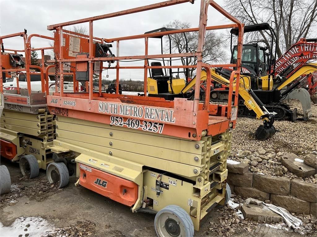 JLG 3246ES Saxlifte