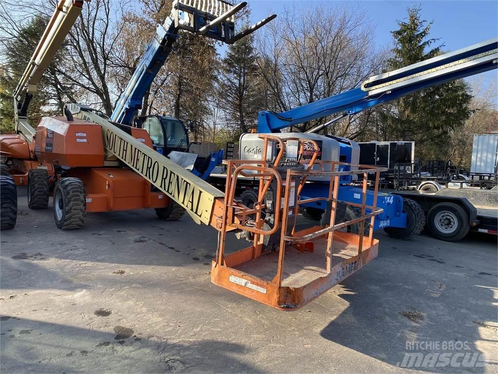 JLG 600S Teleskoplifte