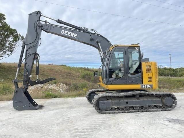 John Deere 135G Gravemaskiner på larvebånd