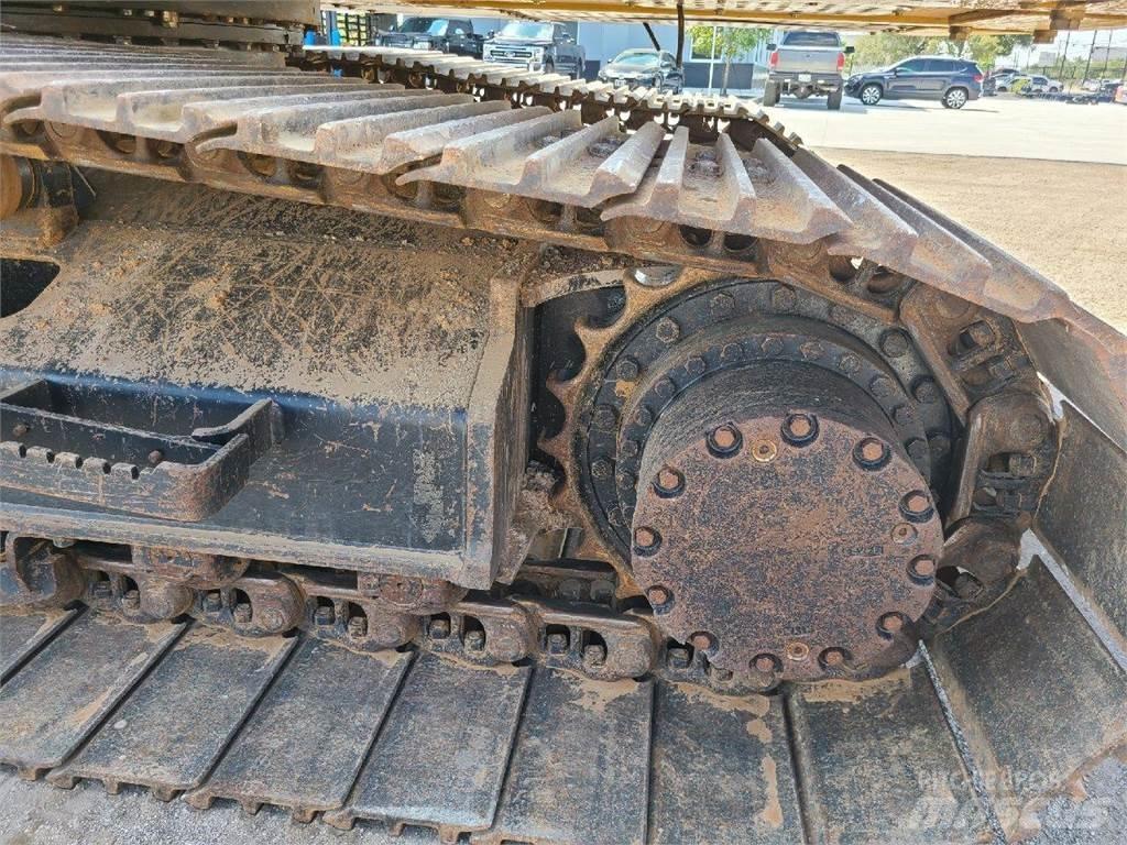 John Deere 210G LC Gravemaskiner på larvebånd