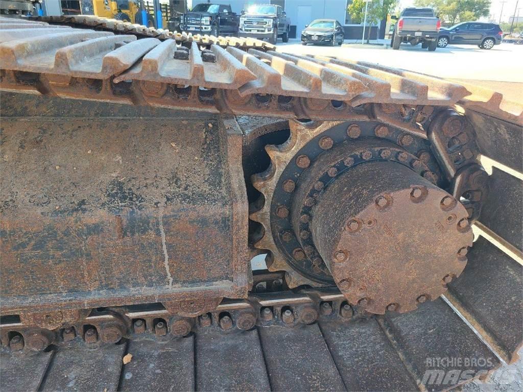 John Deere 210G LC Gravemaskiner på larvebånd
