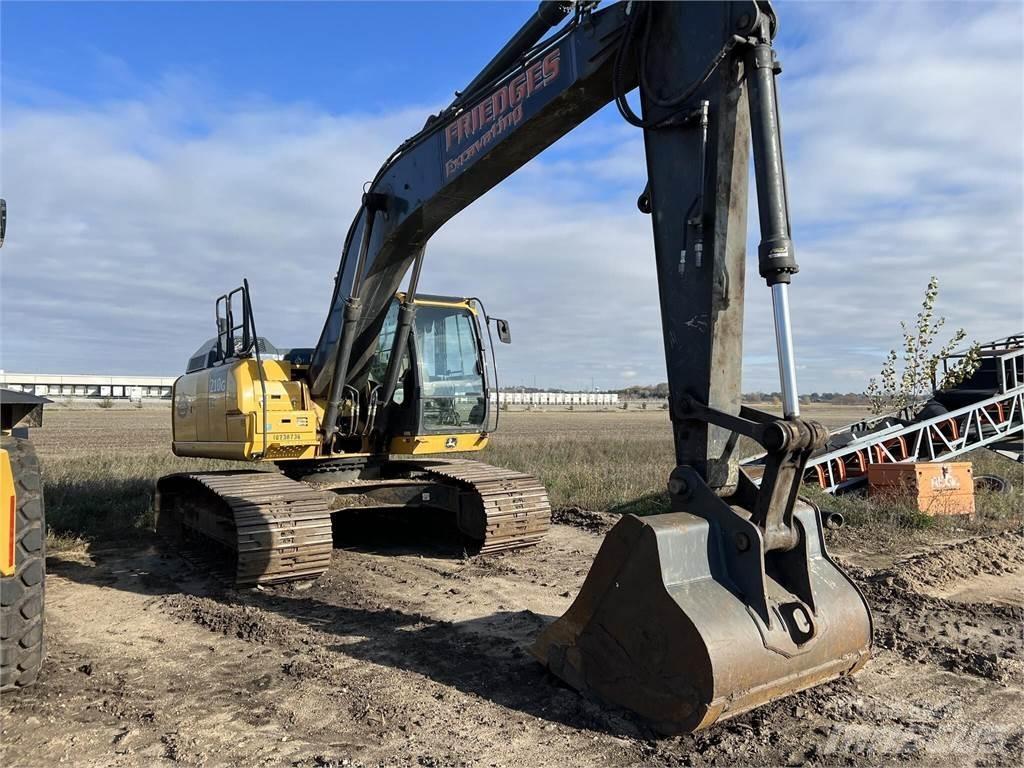 John Deere 210G LC Gravemaskiner på larvebånd