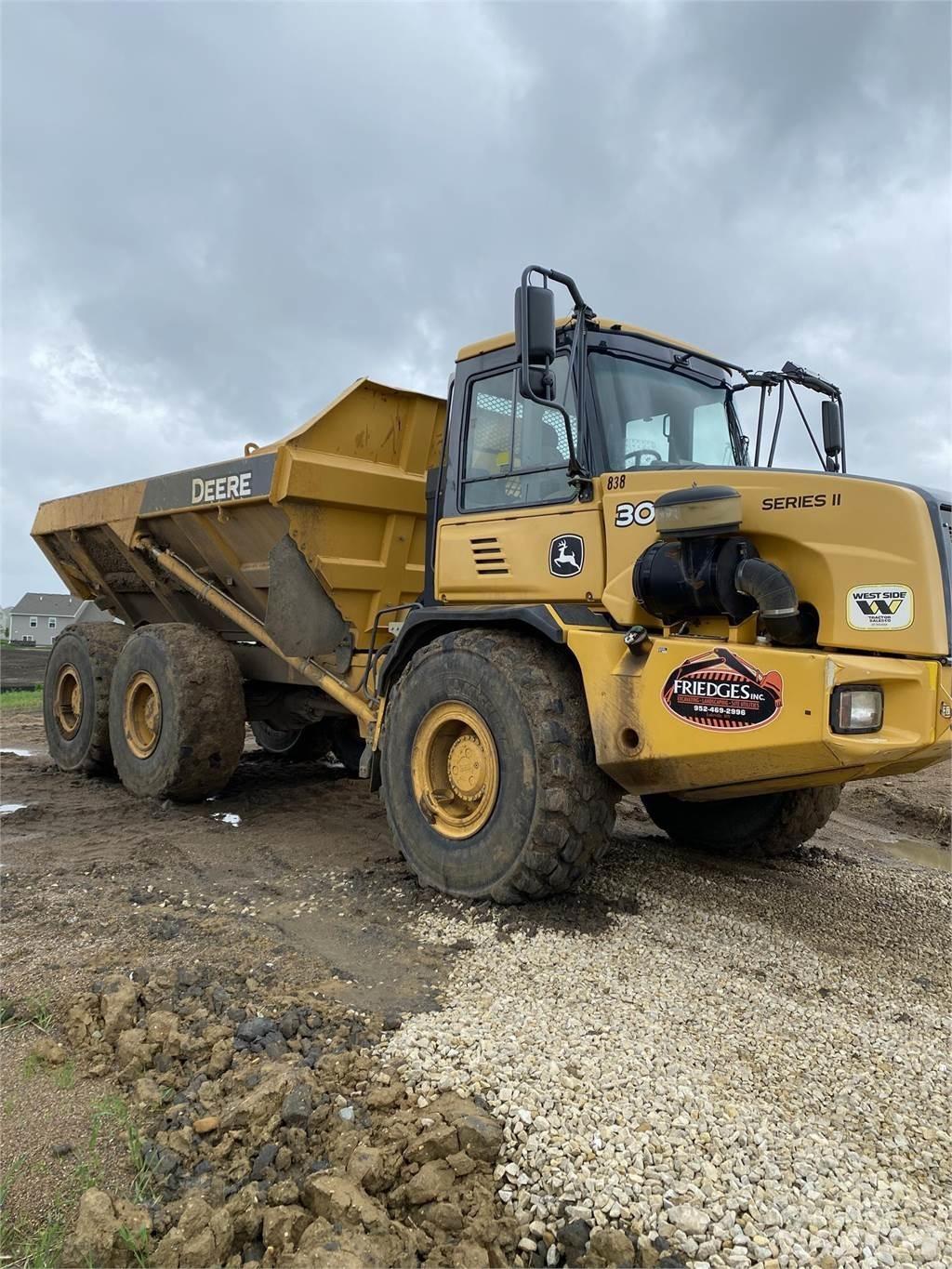 John Deere 300D Terrængående lastbiler