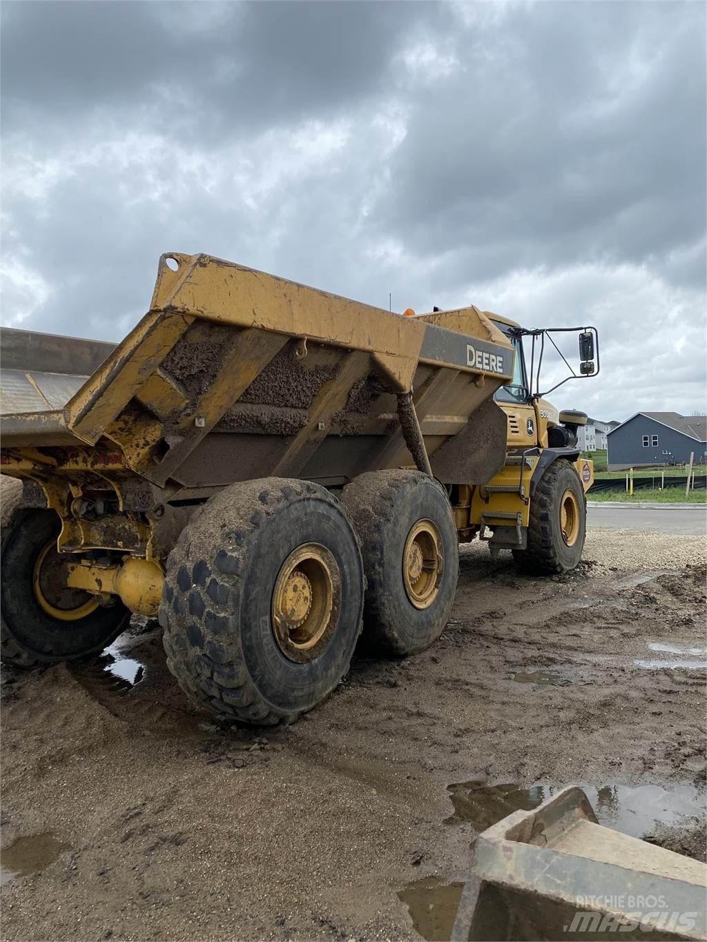 John Deere 300D Terrængående lastbiler