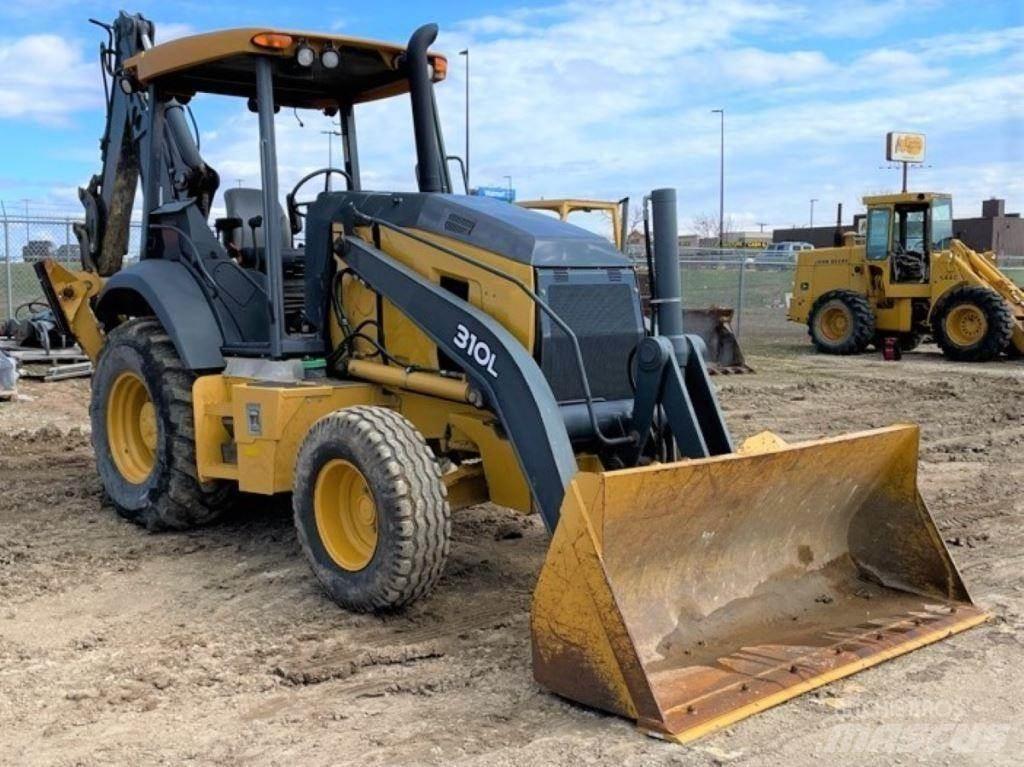 John Deere 310L Rendegravere