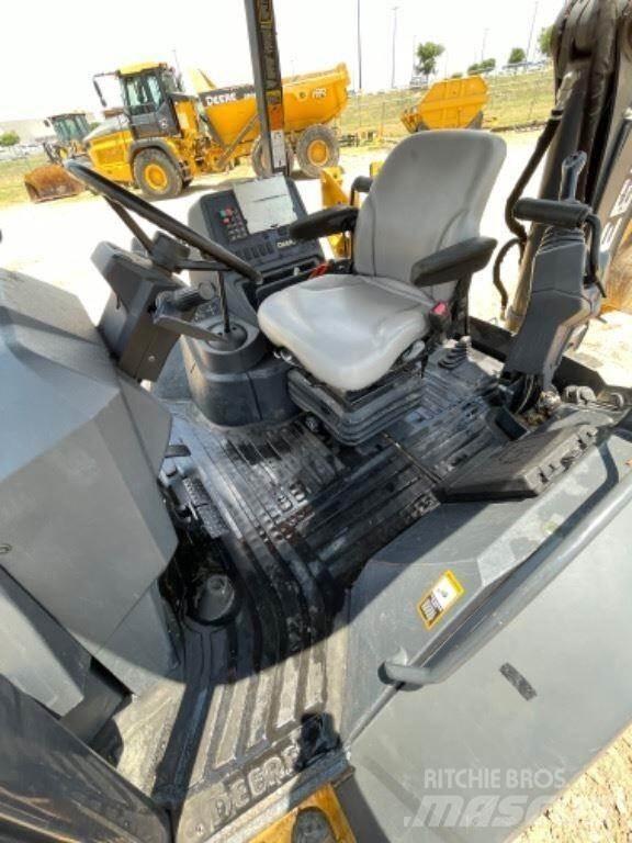 John Deere 310L Rendegravere