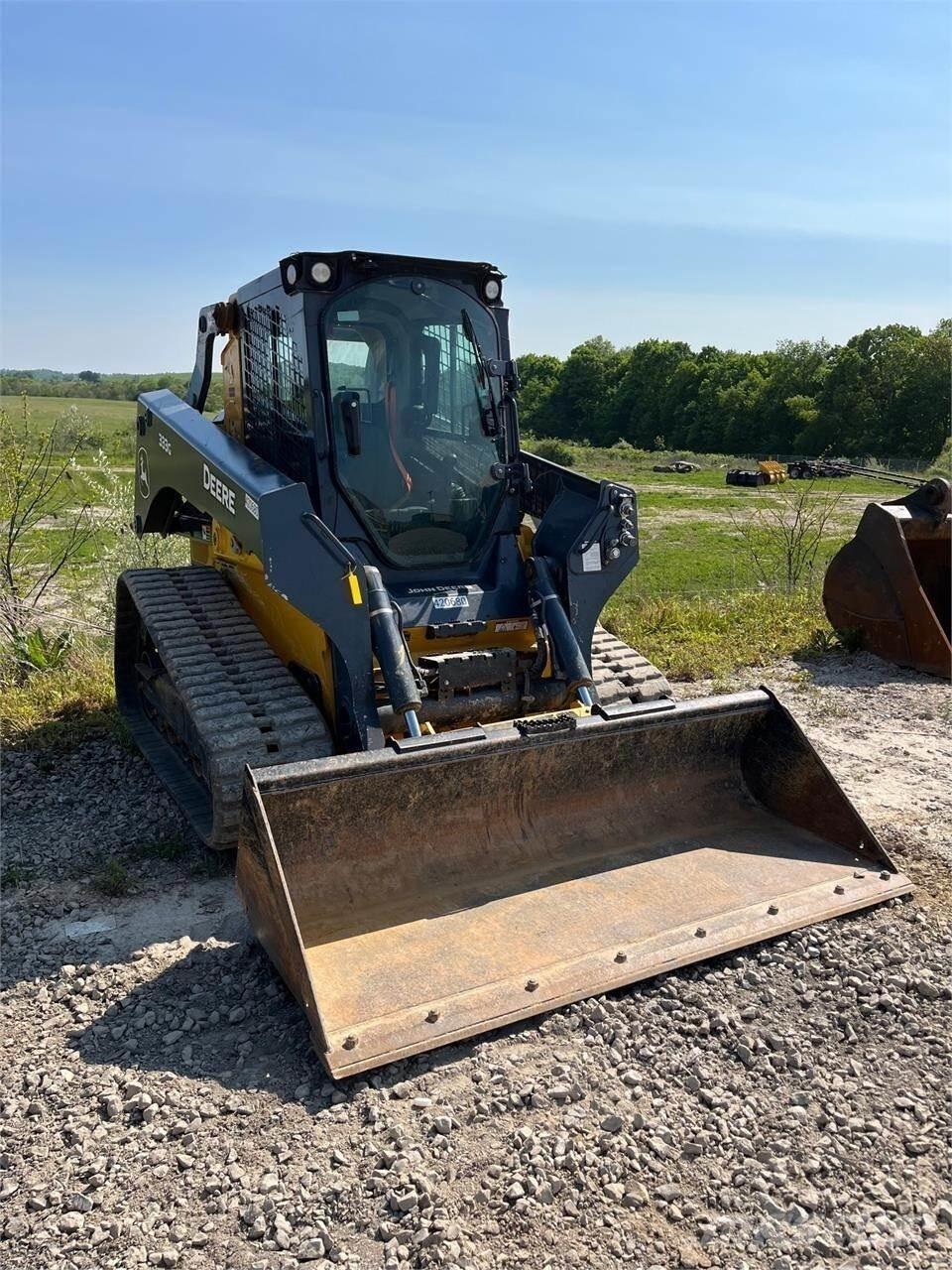 John Deere 333G Minilæsser - skridstyret