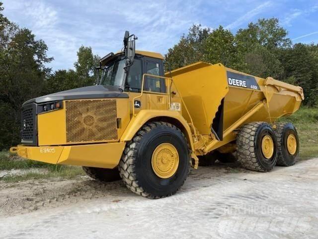 John Deere 460E Terrængående lastbiler