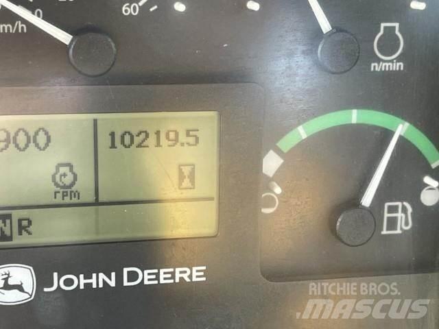 John Deere 460E Terrængående lastbiler