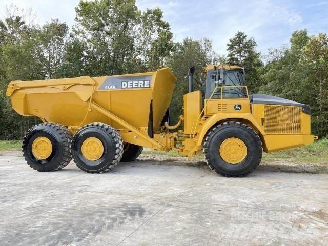 John Deere 460E Terrængående lastbiler