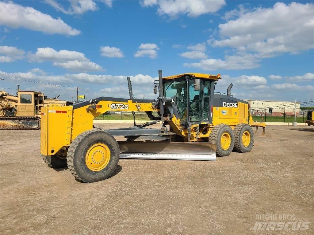 John Deere 672G Vejhøvle / Gradere
