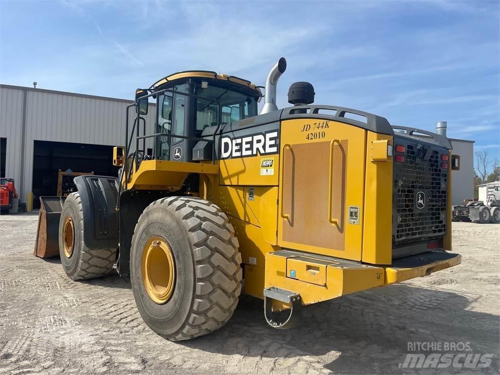John Deere 744K Læssemaskiner på hjul