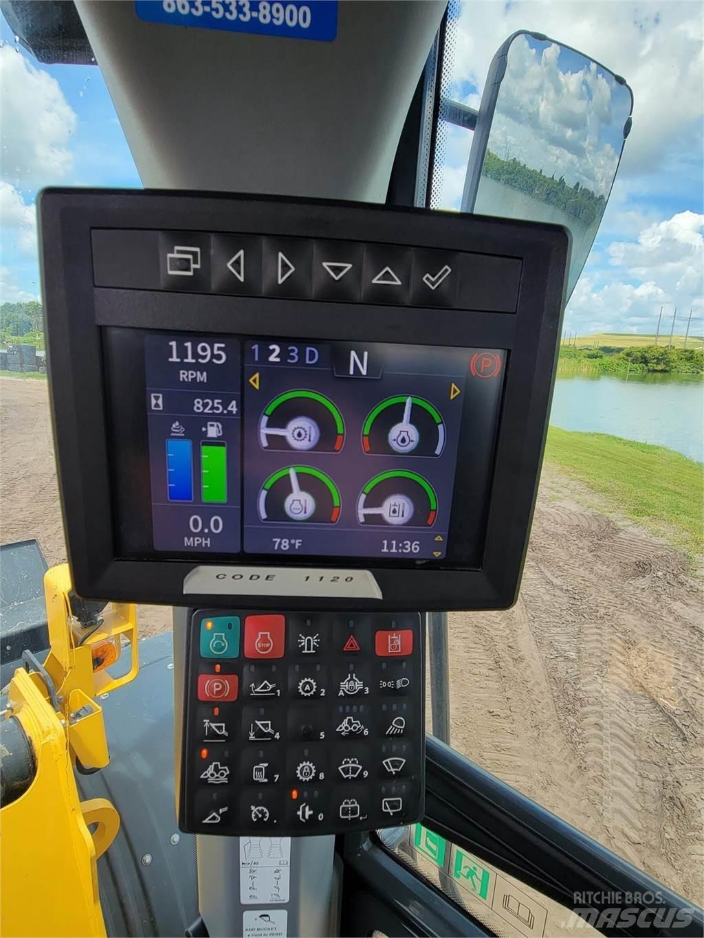 John Deere 744L Læssemaskiner på hjul