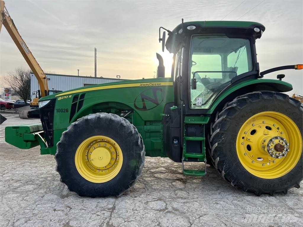 John Deere 8270R Traktorer