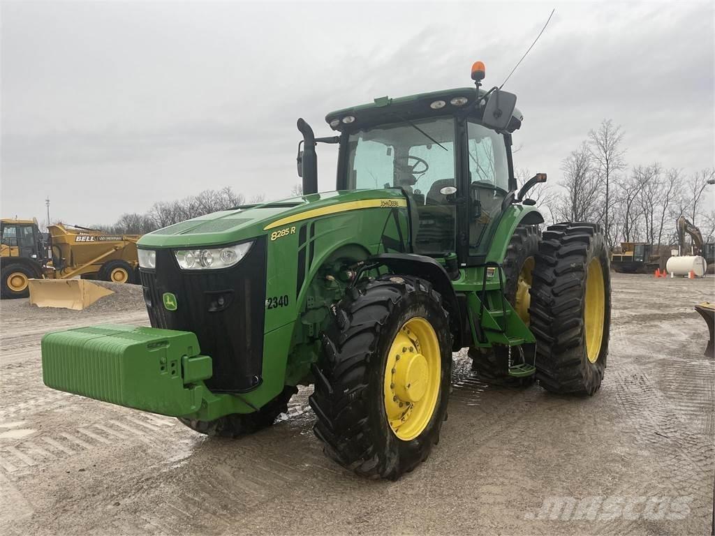 John Deere 8310R Traktorer