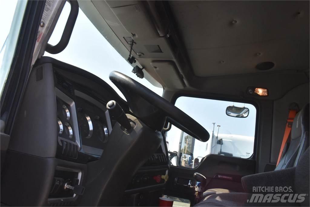 Kenworth T660 Lastbiler med tip