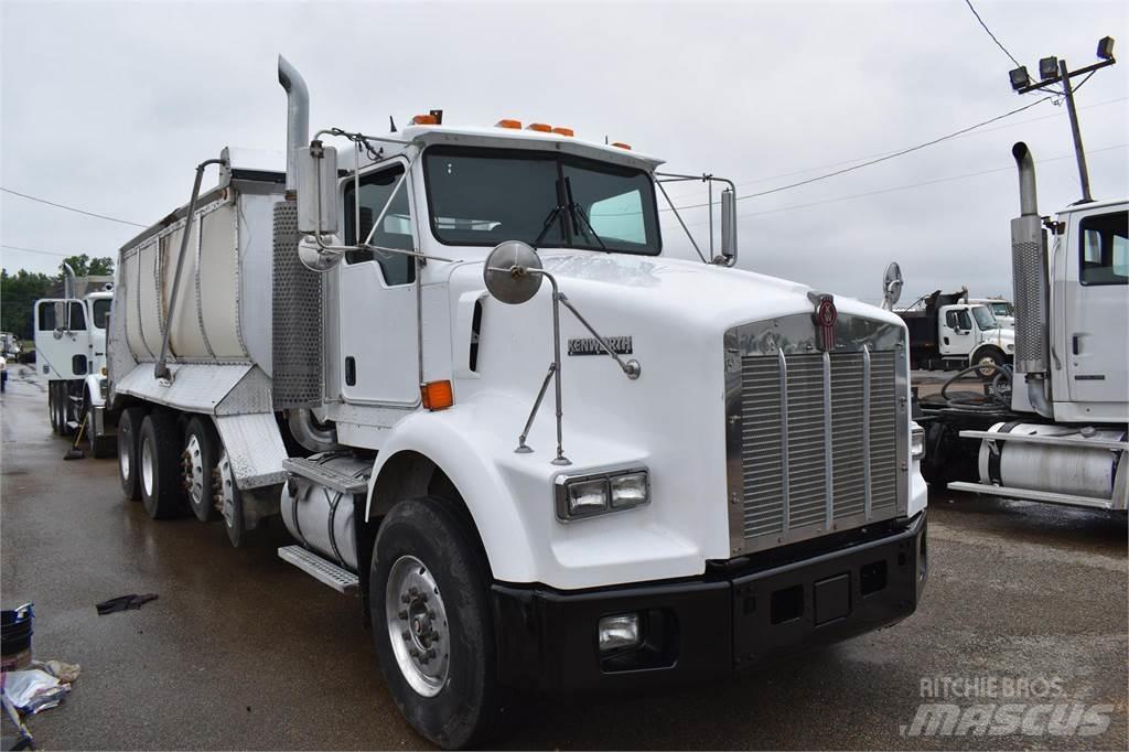 Kenworth T800 Lastbiler med tip