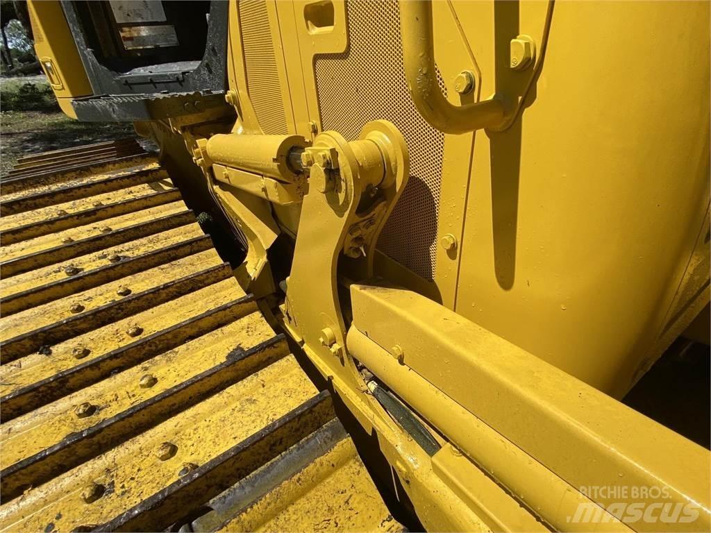 Komatsu D39PX-24 Bulldozer på larvebånd