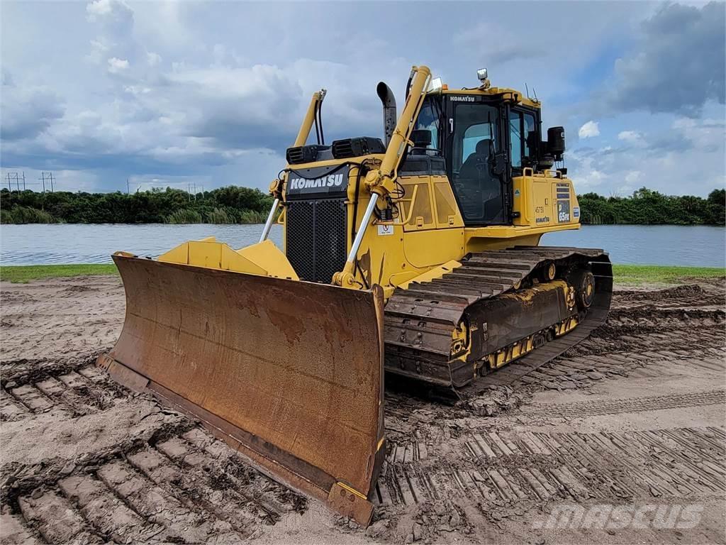 Komatsu D65PX-18 Bulldozer på larvebånd