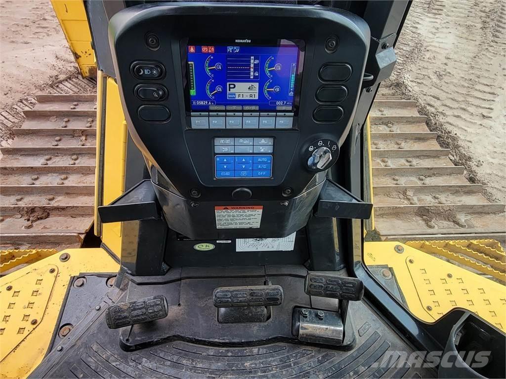 Komatsu D65PX-18 Bulldozer på larvebånd
