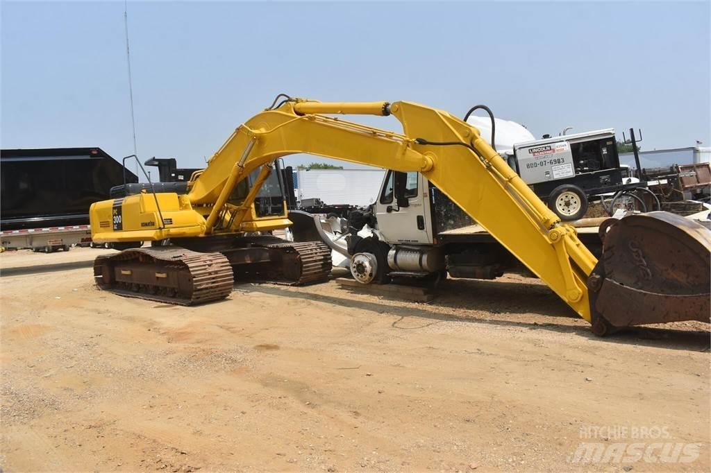 Komatsu PC300 LC-7E Gravemaskiner på larvebånd